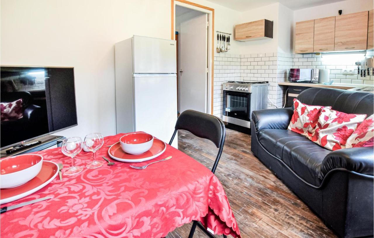 Awesome Home In Saint-Sever-Calvados With Kitchen Exterior photo